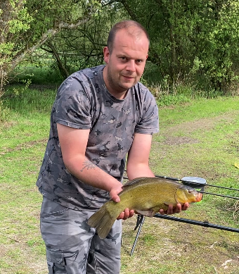 Belle tanche de l'étang de St Connan avril 2026